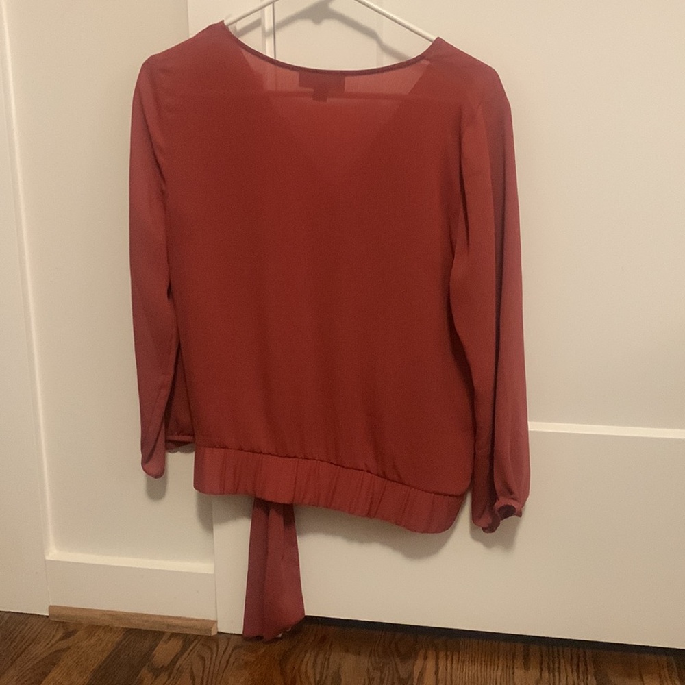 Rust colored false-wrap top. - Picture 2 of 2